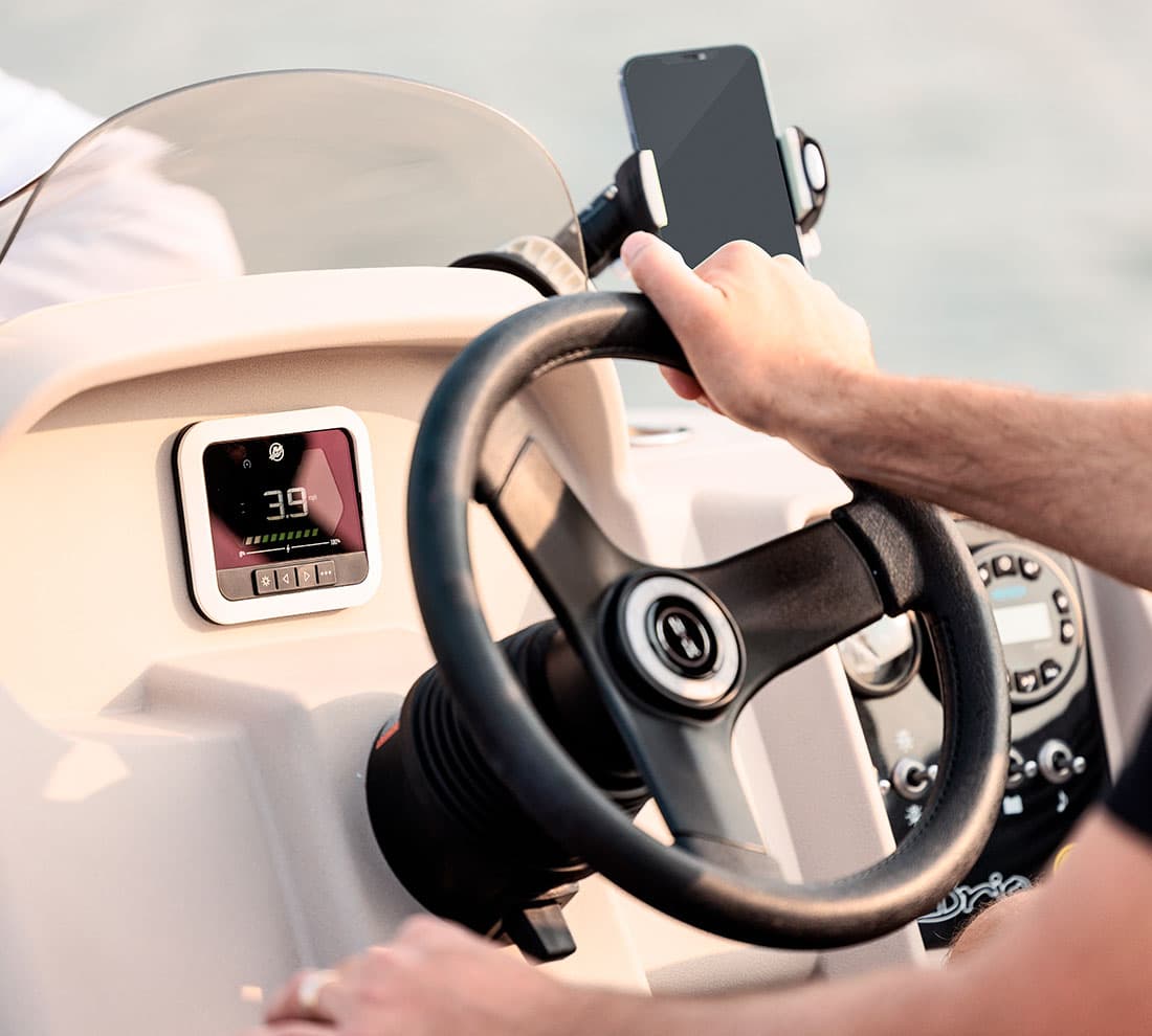 Stock photo (eboatdatabase.com)