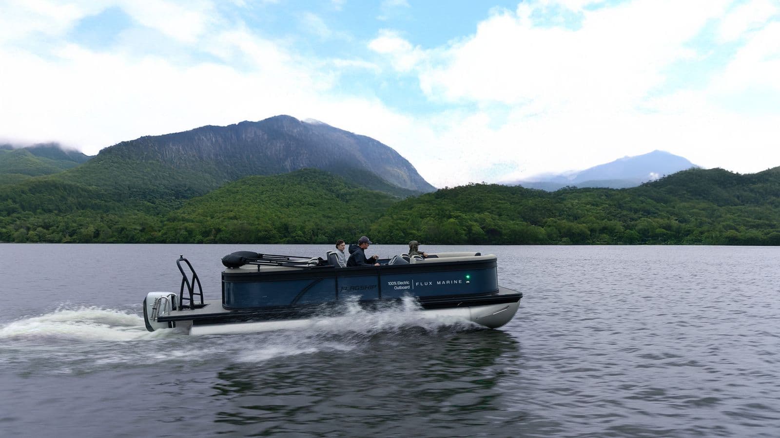 Stock photo (eboatdatabase.com)