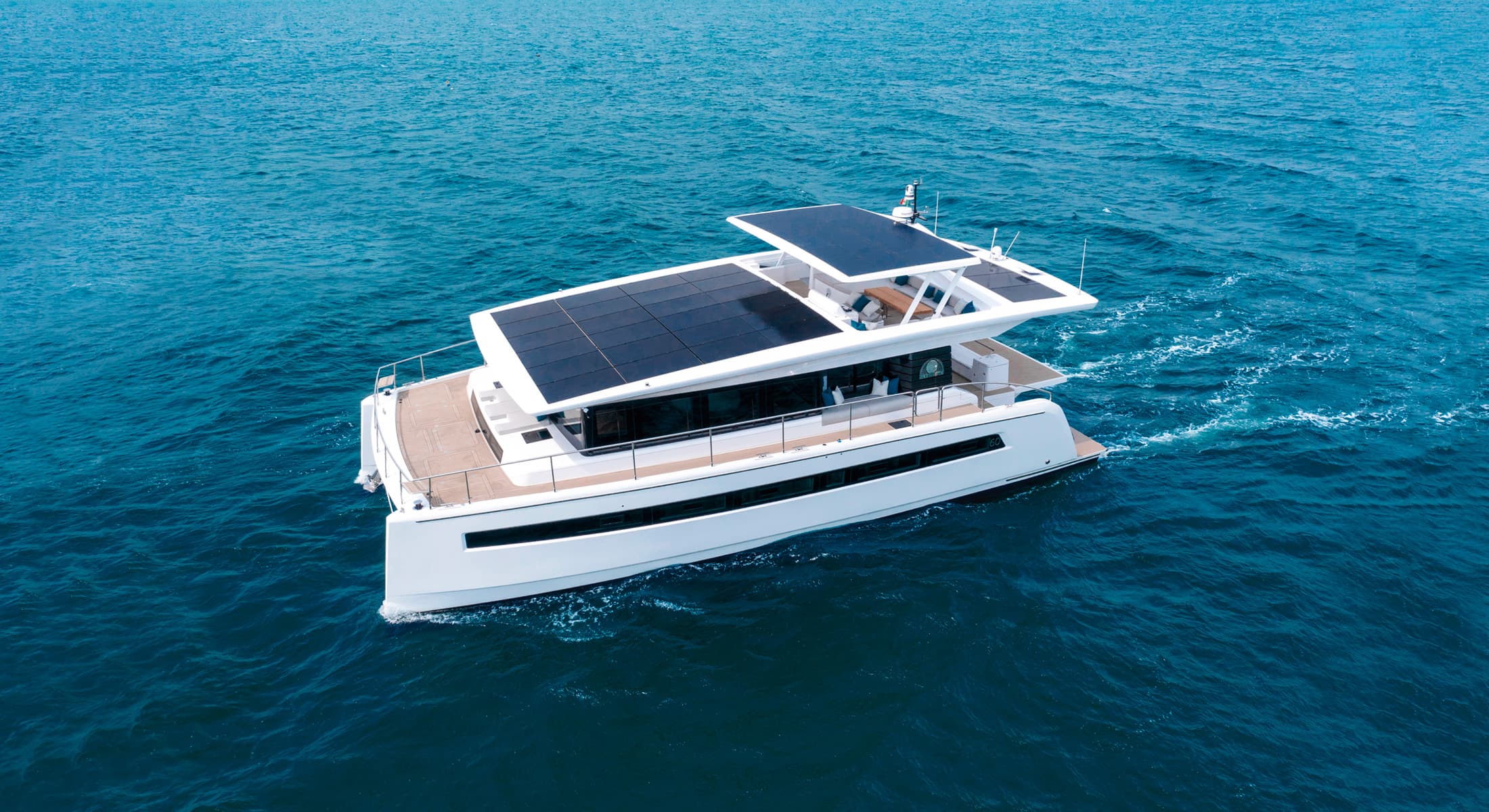 Stock photo (eboatdatabase.com)