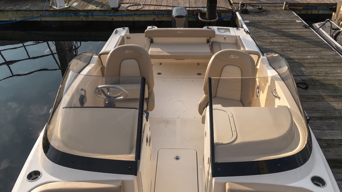 Scout Dorado 215 photo 3