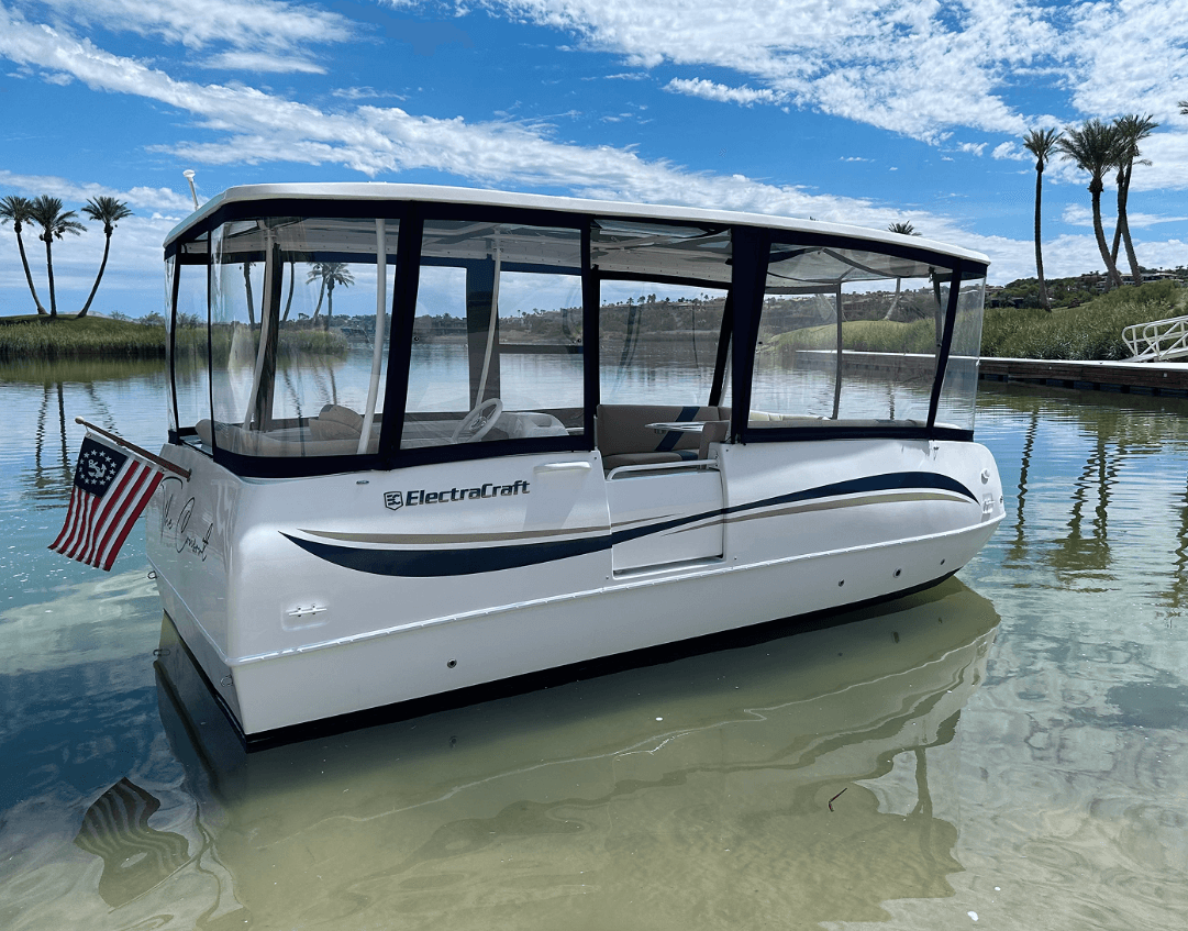 Stock photo (eboatdatabase.com)